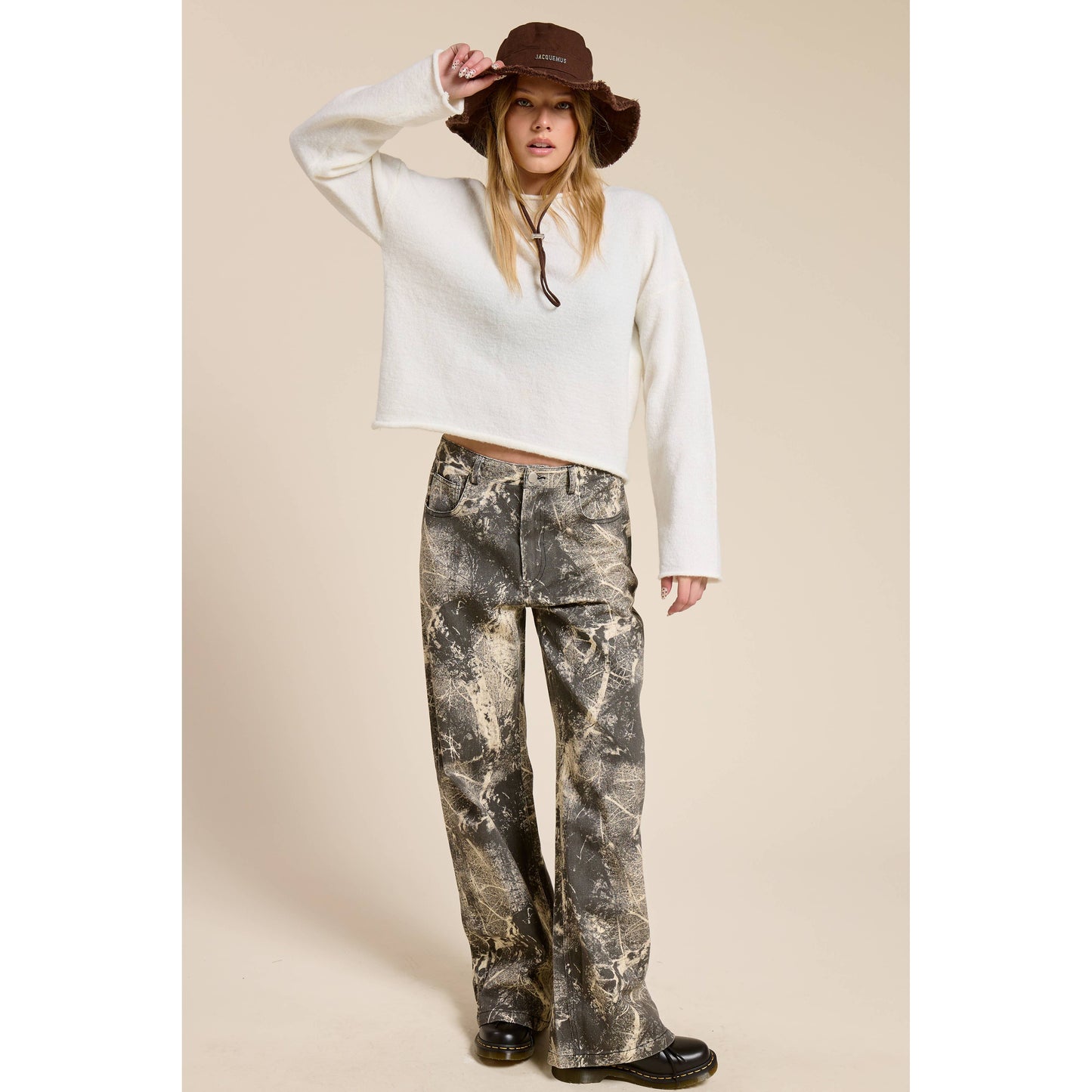 Essential Pullover Sweater in Ivory