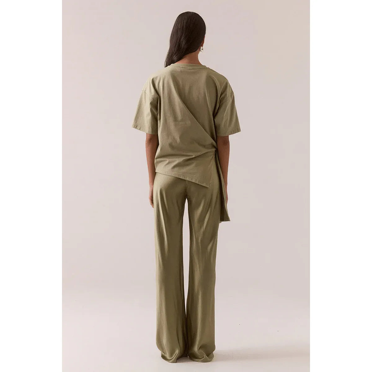 Blake Tee in Olive Green