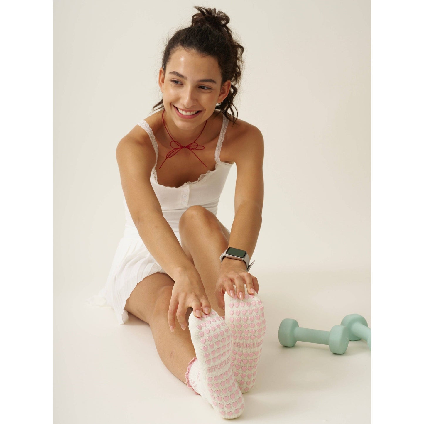 Bow Ruffle Grip Sock in Pink