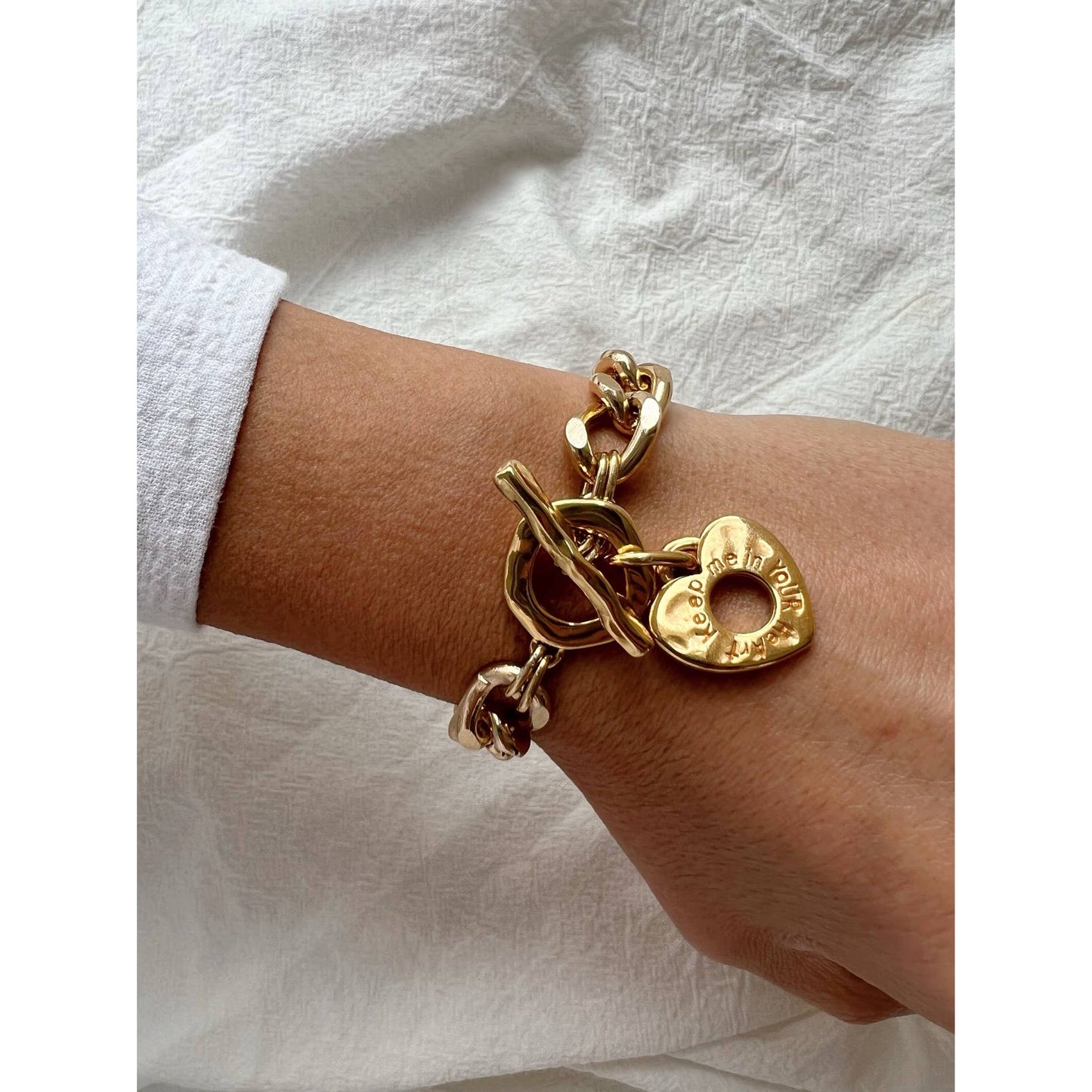 Gold Chunky Chain Heart Charm Bracelet