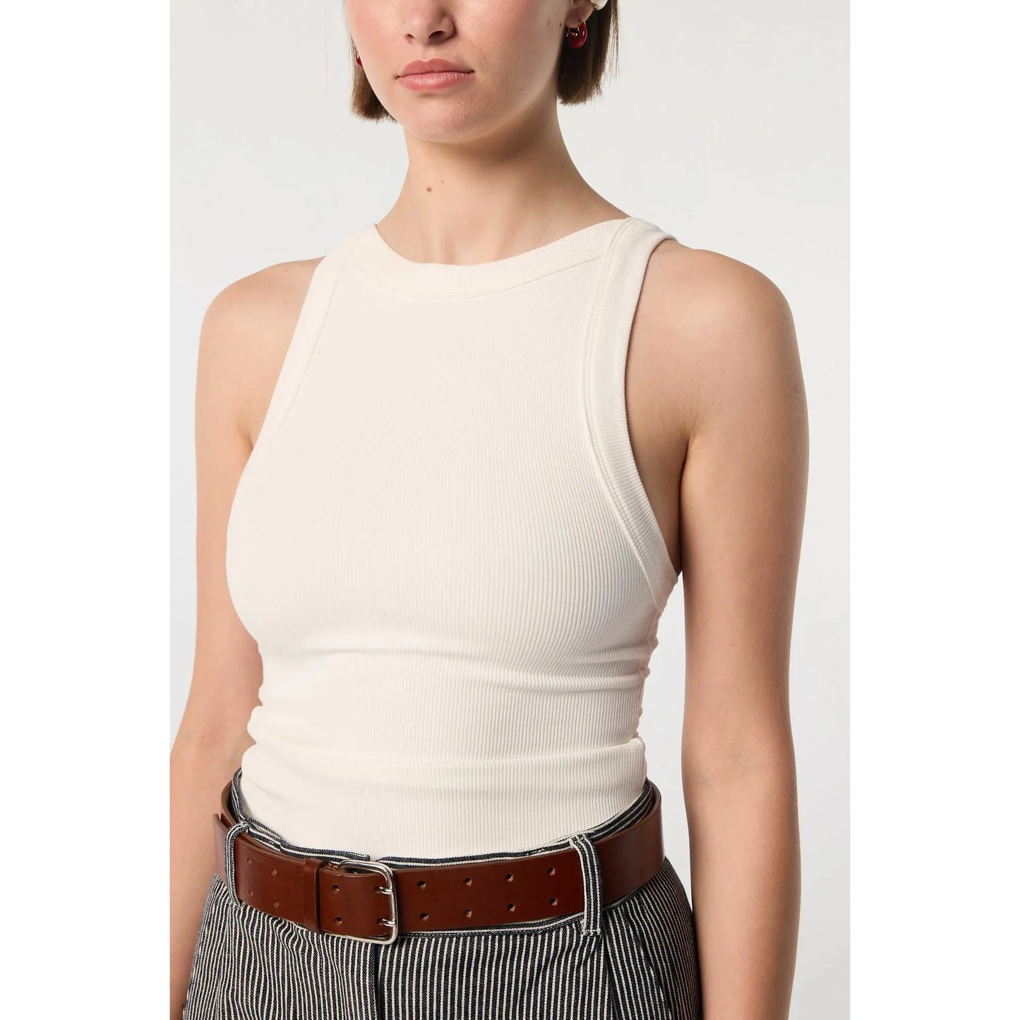 Ximento Tank in White - Line by K