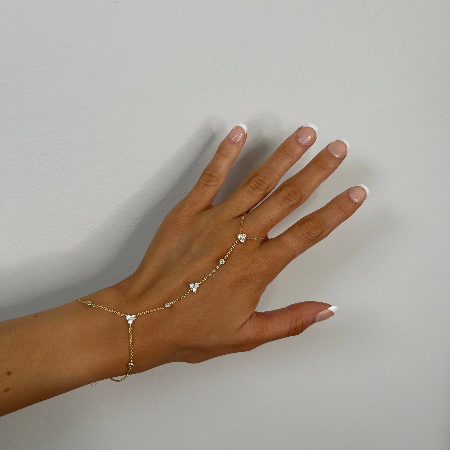Kira Hand Chain Bracelet: Gold