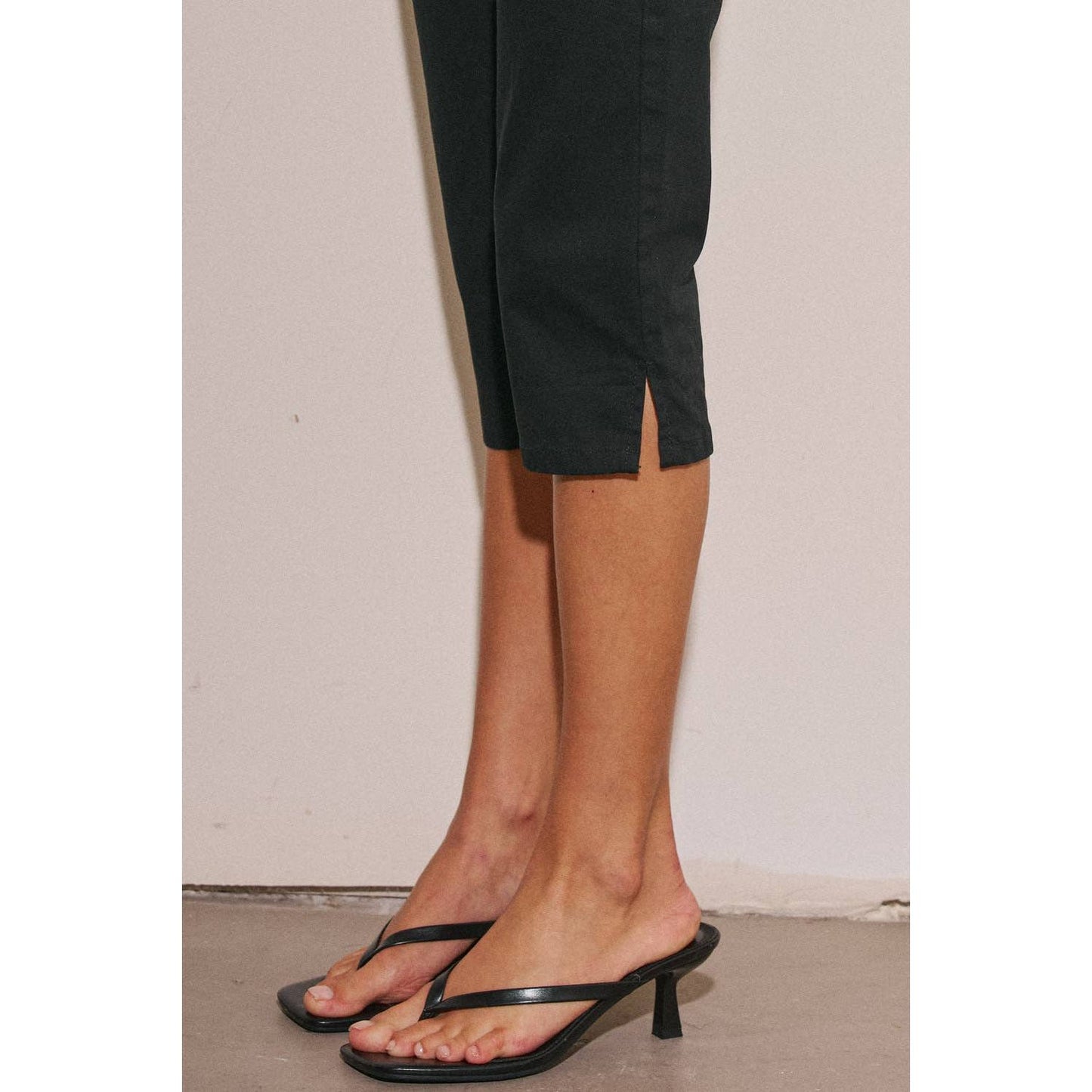 The Tini Capri Pant