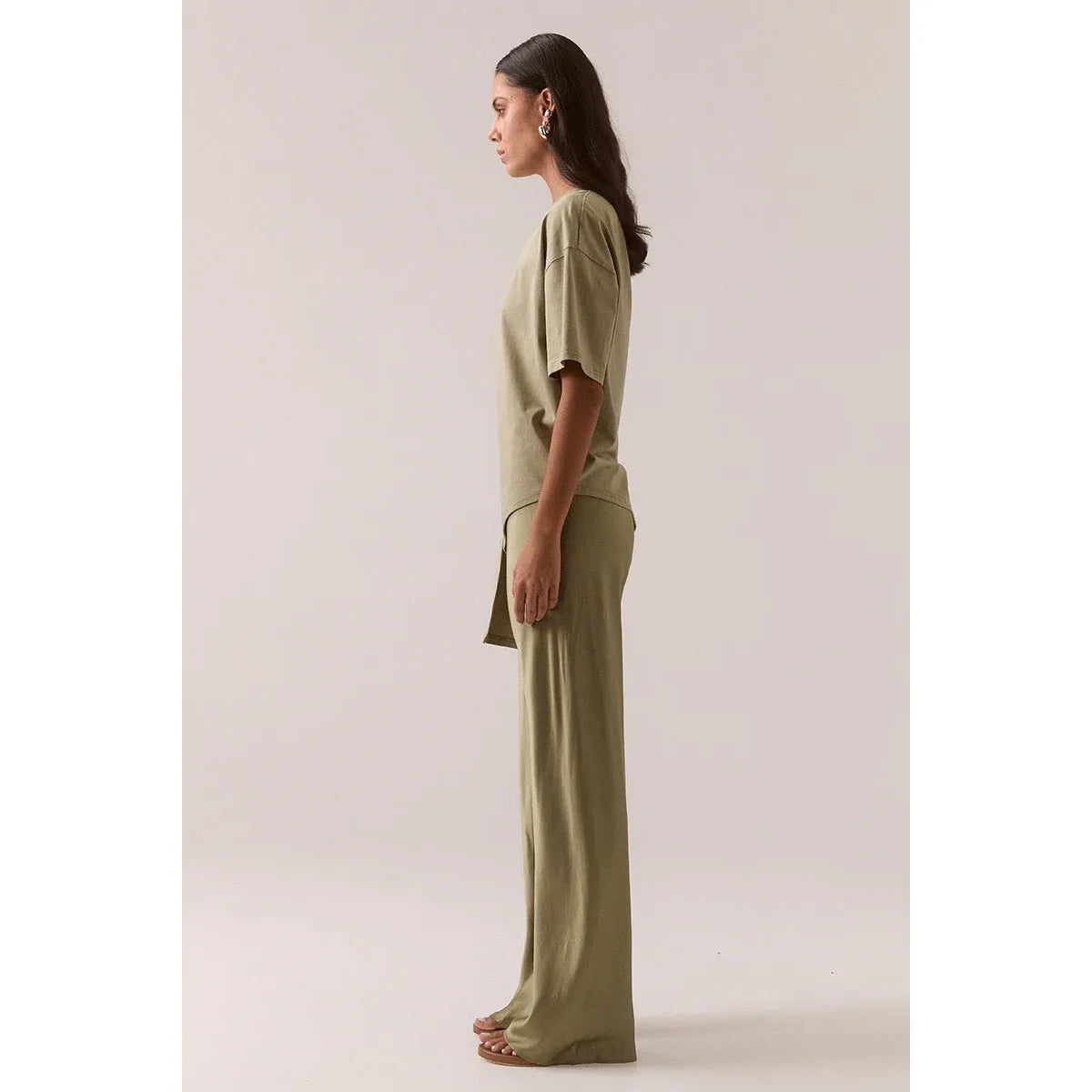 Blake Tee in Olive Green