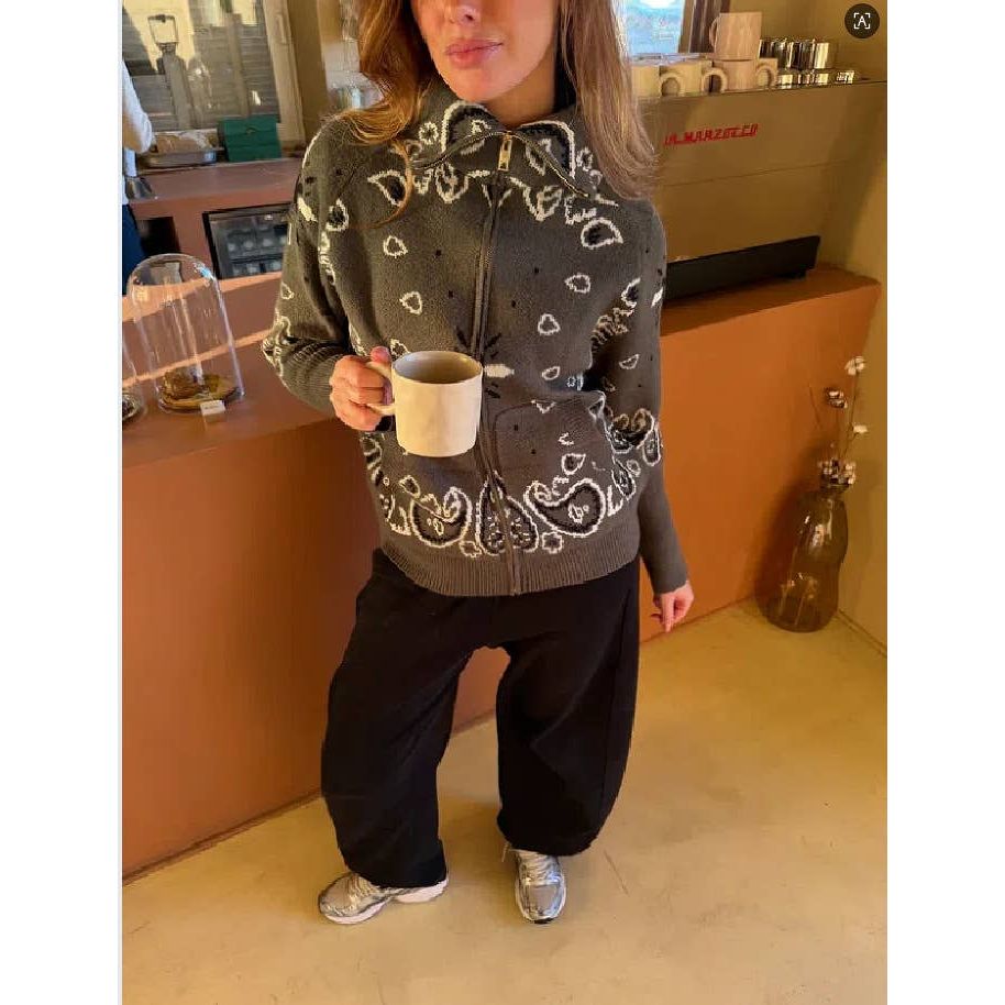 Bandana-Inspired Paisley Zip-Up Knit Cardigan Jacket: Red / S