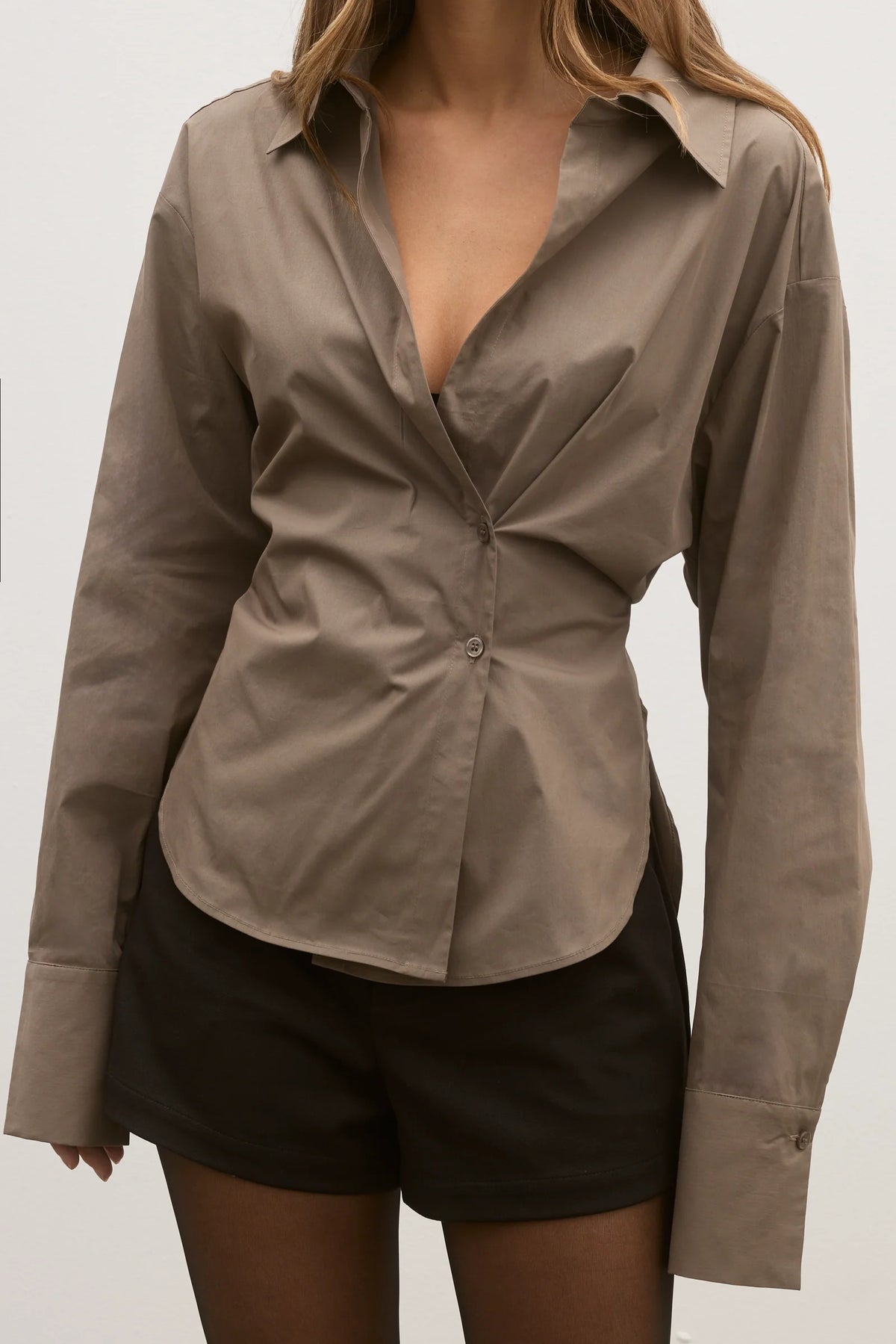 Tilda Button down in Ash