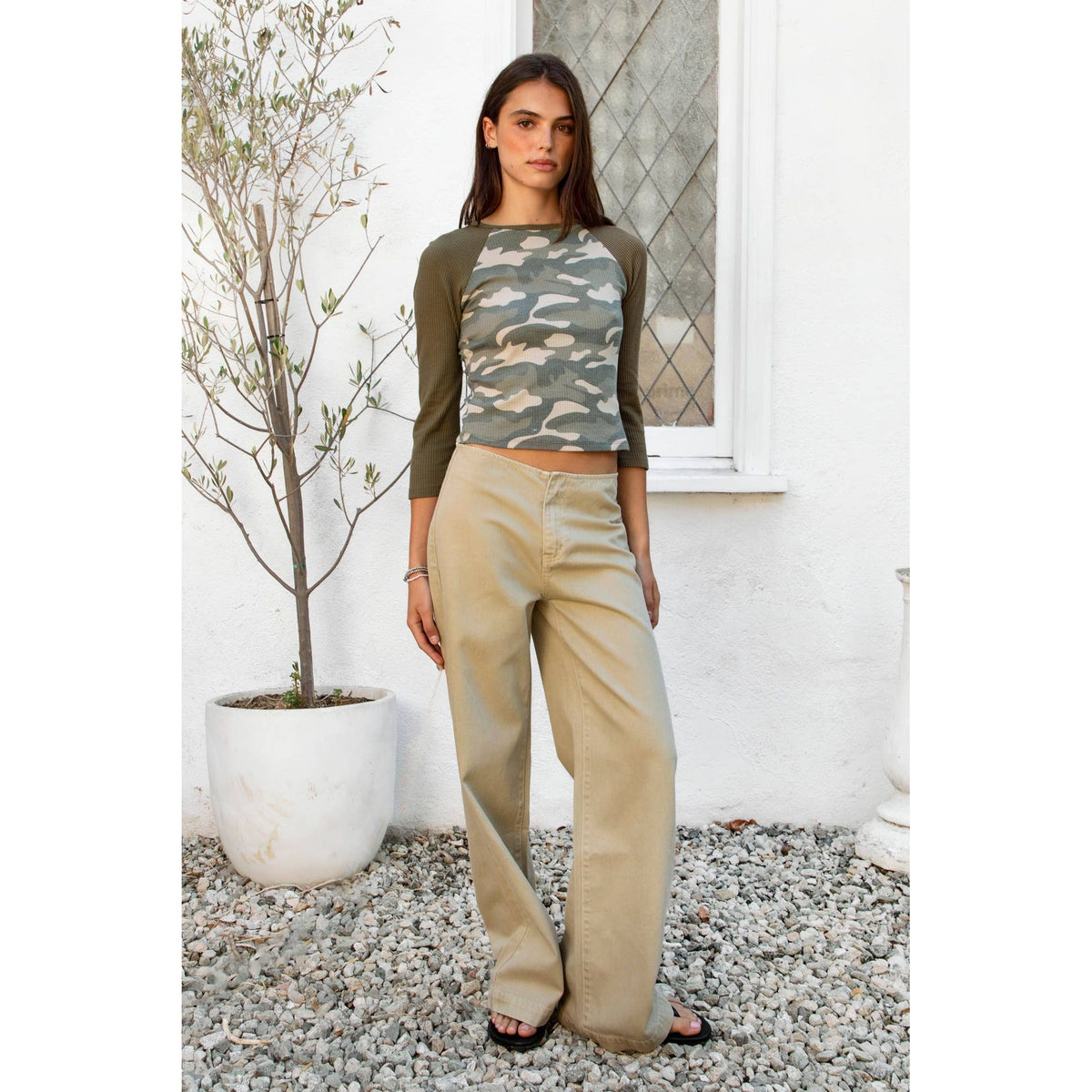 BOWDEN Washed Low Rise Wide Leg Denim Pants: KHAKI / 1 XS • 2 SMALL • 2 MEDIUM • 1 LARGE