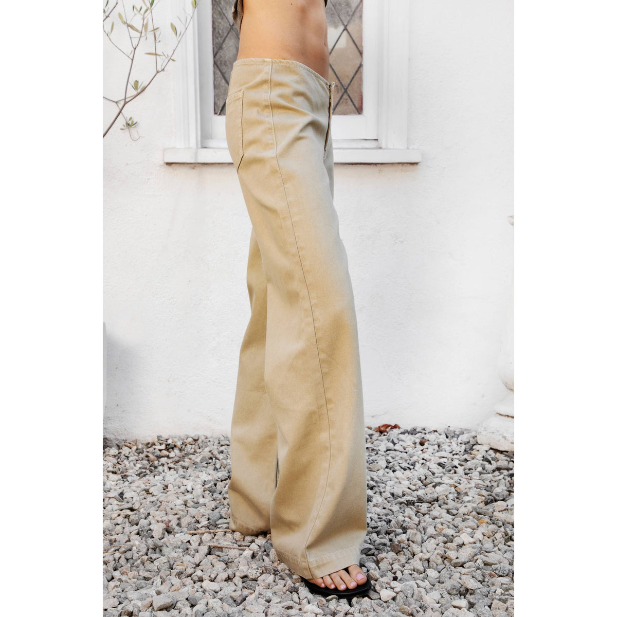 BOWDEN Washed Low Rise Wide Leg Denim Pants: KHAKI / 1 XS • 2 SMALL • 2 MEDIUM • 1 LARGE