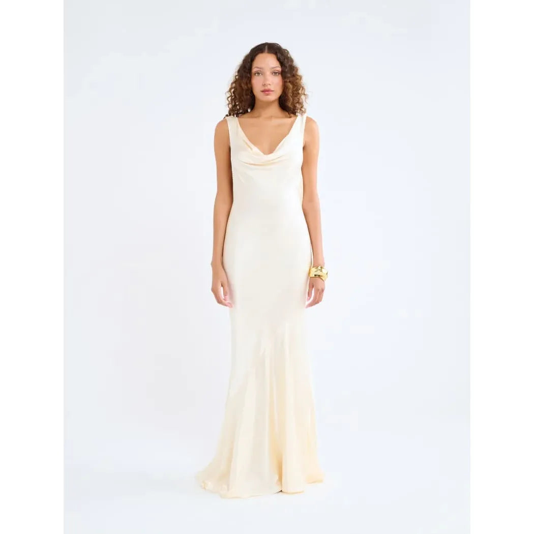 Hollywood Gown in Ivory