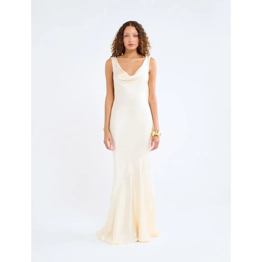 Hollywood Gown in Ivory