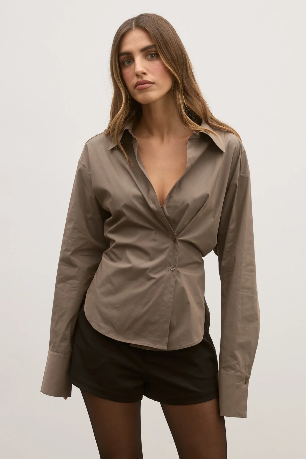 Tilda Button down in Ash