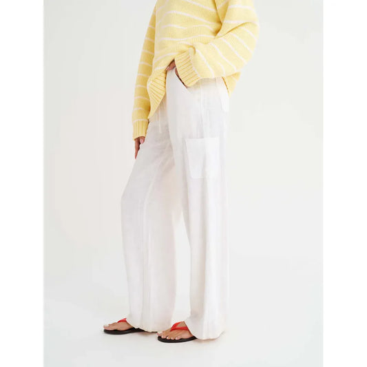 High Fidelity Cape in White Linen