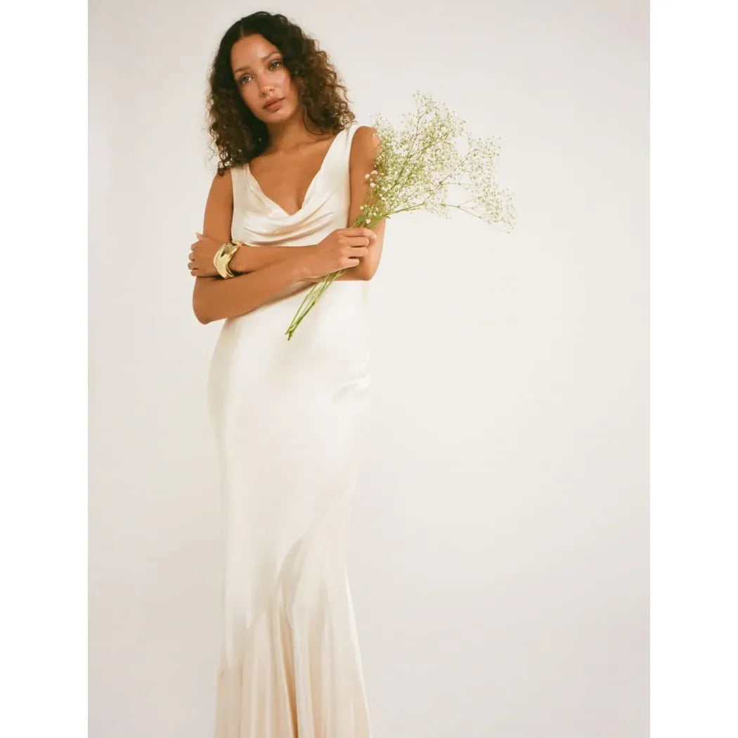 Hollywood Gown in Ivory