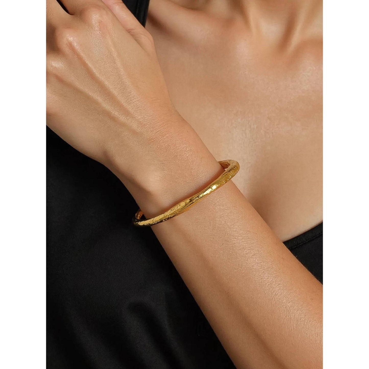 Ruvic Textured Open Cuff Bracelet