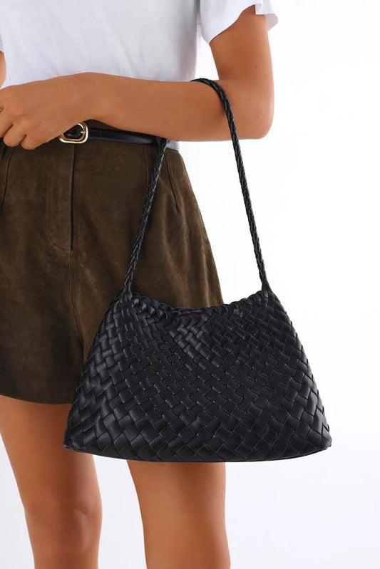 Lynden Shoulder Bag in Black