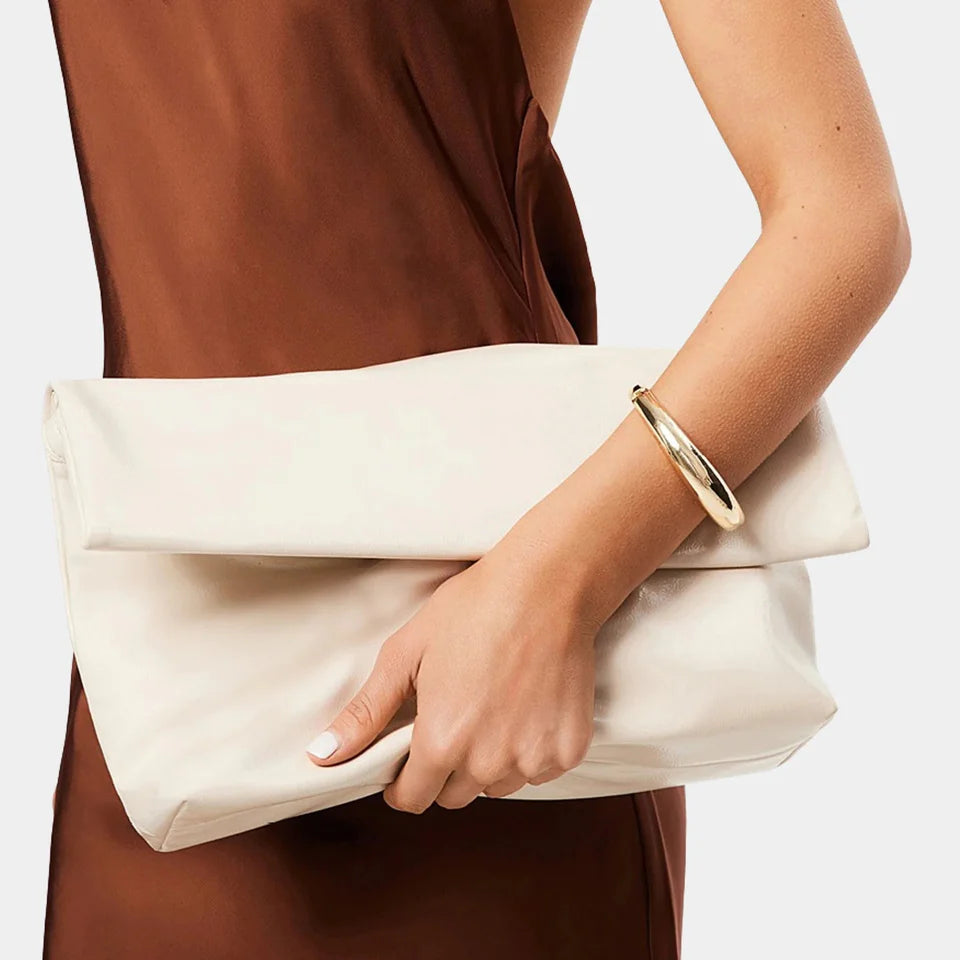Rylee Clutch in Bone